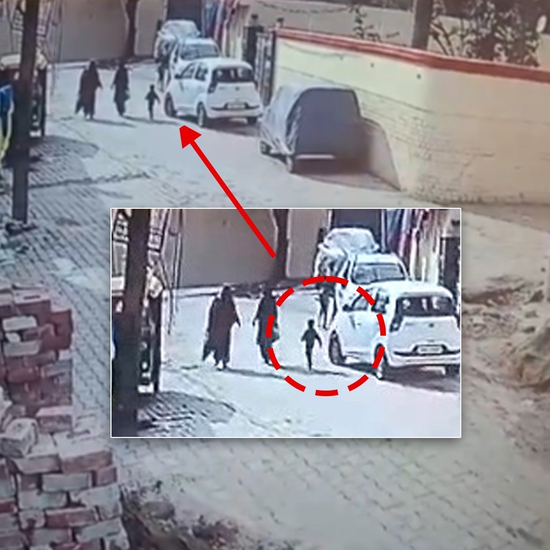 2 ਸਾਲ ਦੇ ਬੱਚੇ ‘ਤੇ ਚੜ੍ਹੀ ਕਾਰ, VIDEO ਕਰ ਦੇਵੇਗਾ ਹੈਰਾਨ