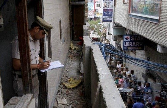 ਮਿਸਤਰੀ ਨੇ ਉਸੇ ਘਰ ਵਿੱਚ ਫਾਹਾ ਲੈ ਕੇ ਖੁਦਕੁਸ਼ੀ ਕਰ ਲਈ, ਜਿੱਥੇ ਉਸ ਨੇ ਉਸਾਰੀ ਕੀਤੀ ਸੀ