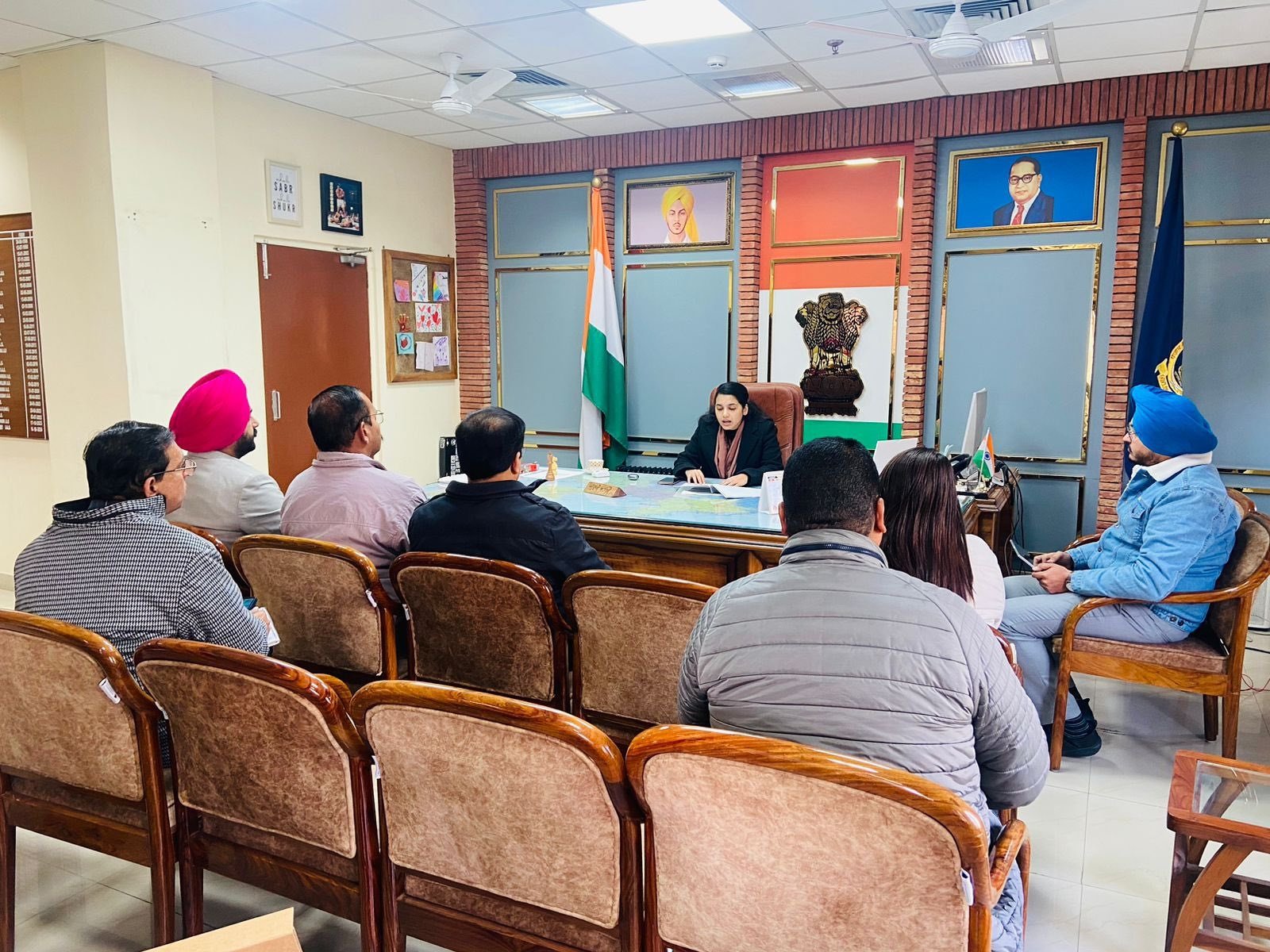 ਸੇਵਾ ਕੇਂਦਰਾਂ ‘ਚ ਪੈਂਡਿੰਗ ਪਈਆਂ ਅਰਜ਼ੀਆਂ ਦੇ ਨਿਪਟਾਰੇ ਕਰਨ ‘ਚ ਗੁਰੂ ਨਗਰੀ ਪਹਿਲੇ ਨੰਬਰ ‘ਤੇ