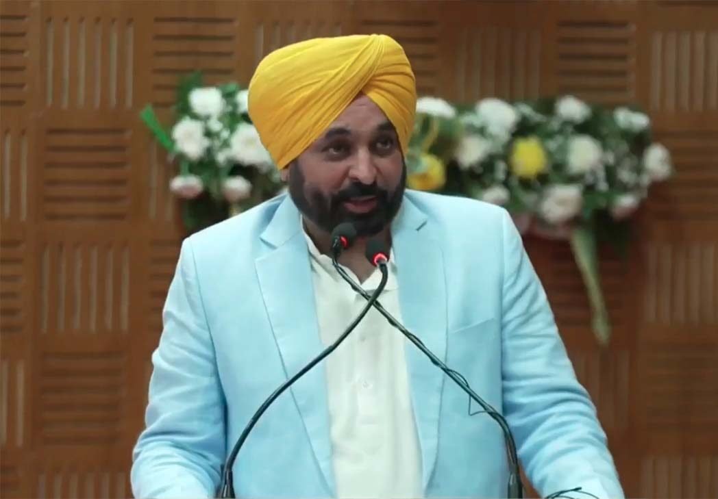 ਸੁਖਬੀਰ ਬਾਦਲ ਦੀ ਧੀ ਦੇ ਵਿਆਹ ‘ਚੋਂ ਗੈਰ-ਹਾਜ਼ਰ ਰਹੇ CM ਨੇ ਦਿੱਤਾ ਵੱਡਾ ਬਿਆਨ