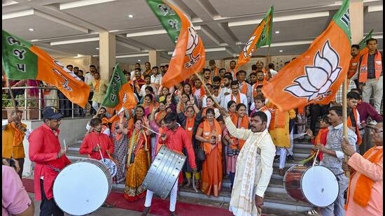 ਦਿੱਲੀ ’ਚ 26 ਸਾਲ ਬਾਅਦ ਭਾਜਪਾ ਦੀ ਵਾਪਸੀ, ਅੱਜ ਨਵੇਂ ਮੁੱਖ ਮੰਤਰੀ ਦਾ ਐਲਾਨ