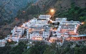 ਮਾਤਾ ਵੈਸ਼ਨੋ ਦੇਵੀ ਬੋਰਡ ਨੇ ਕੀਤਾ ਸੀਨੀਅਰ ਨਾਗਰਿਕਾਂ ਅਤੇ ਅਪਾਹਜ ਸ਼ਰਧਾਲੂਆਂ ਲਈ ‘ਹੈਲੀਕਾਪਟਰ ਕੋਟਾ’ ਦਾ ਐਲਾਨ