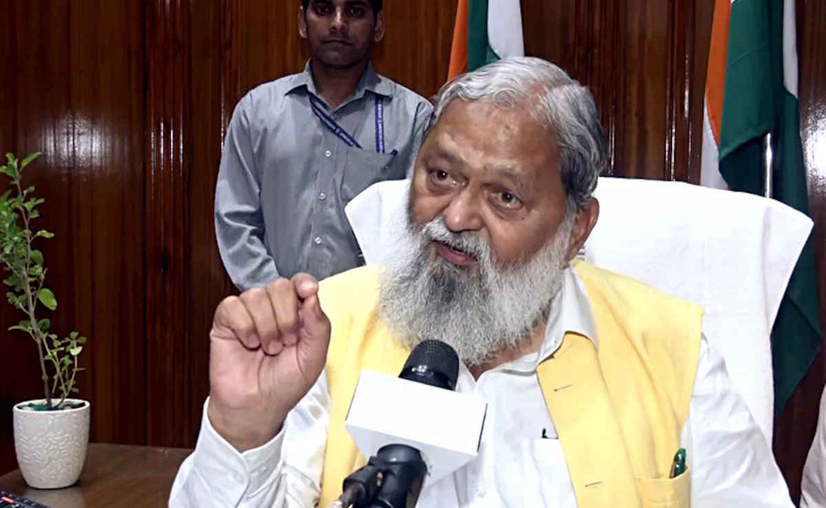 ‘ਗੱਬਰ’ ਨੇ ਫਿਰ ਦਿਖਾਏ ਤੇਵਰ! ਵਿਜ ਨੇ ਪਾਰਟੀ ਨੂੰ ਭੇਜਿਆ 8 ਪੰਨਿਆਂ ਦਾ ਜਵਾਬ