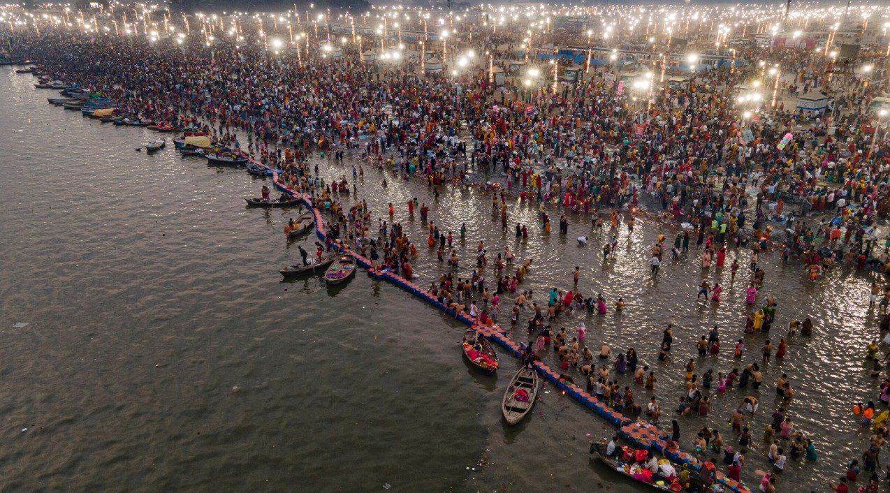 Mahakumbh 2025: ਮਹਾਕੁੰਭ ‘ਚ ਨਹੀਂ ਰੁਕਿਆ ਸ਼ਰਧਾਲੂਆਂ ਦਾ ਸੈਲਾਬ, ਸੰਗਮ ‘ਚ ਪਹੁੰਚਣ ਲਈ ਚੱਲਣਾ ਪੈ ਰਿਹਾ 10 ਕਿਮੀ ਤੱਕ