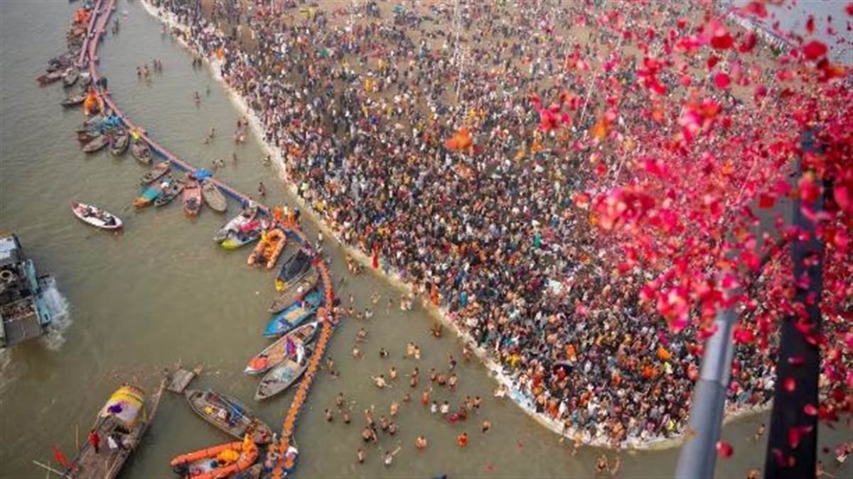 Maha Kumbh ’ਚ ਨਾਵਾਂ ਚਲਾਕੇ 30 ਕਰੋੜ ਦੀ ਕਮਾਈ? ਹਕੀਕਤ ਆਈ ਸਾਹਮਣੇ!