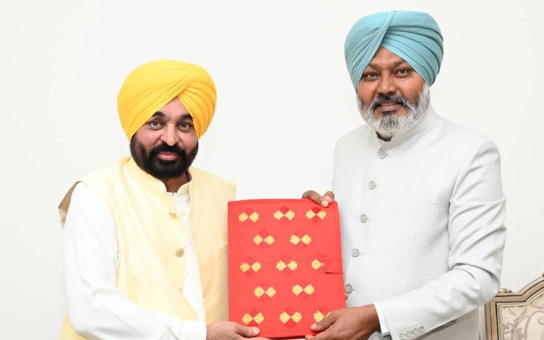 Punjab Budget: ਕਿਆ ਹੁਆ ਤੇਰਾ ਵਾਅਦਾ: ਪੰਜਾਬ ਦੀਆਂ ਮਹਿਲਾਂਵਾਂ ਫਿਰ ਖਾਲੀ ਹੱਥ, 1100 ਰੁਪਏ ਦਾ ਸੁਪਨਾ ਨਹੀਂ ਹੋਇਆ ਪੂਰਾ; ਬਜਟ ਵਿੱਚ ਜ਼ਿਕਰ ਵੀ ਨਹੀਂ ਕੀਤਾ ਗਿਆ