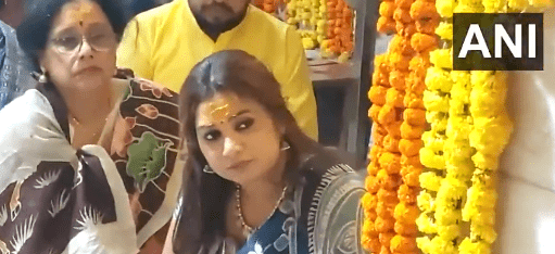 Ujjain Mahakal ; ਸ਼੍ਰੇਆ ਘੋਸ਼ਾਲ ਨੇ ਉਜੈਨ ਦੇ ਮਹਾਕਾਲੇਸ਼ਵਰ ਮੰਦਰ ਵਿੱਚ ਕੀਤੀ ਪ੍ਰਾਰਥਨਾ