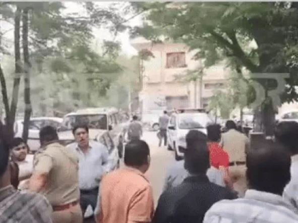 ਲੁਧਿਆਣਾ ਦੇ ਪੁਲਿਸ ਸਟੇਸ਼ਨ ‘ਚ ਕਾਲਜ ਦੇ ਵਿਦਿਆਰਥੀਆਂ ਵਿਚਕਾਰ ਹੋਈ ਝੜਪ, 2 ਜ਼ਖਮੀ