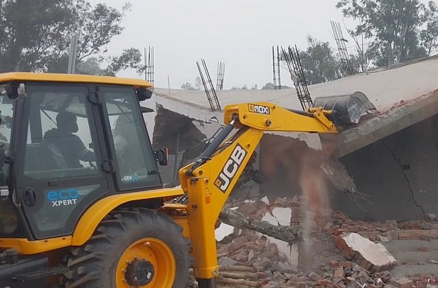 ਜੇਕਰ ਤੁਸੀਂ ਵੀ ਨਹੀਂ ਕੀਤਾ ਇਹ ਕੰਮ, ਤਾਂ ਇਮਾਰਤ ਤੇ ਚੱਲੇਗਾ ਸਰਕਾਰ ਦਾ ਬੁਲਡੋਜ਼ਰ