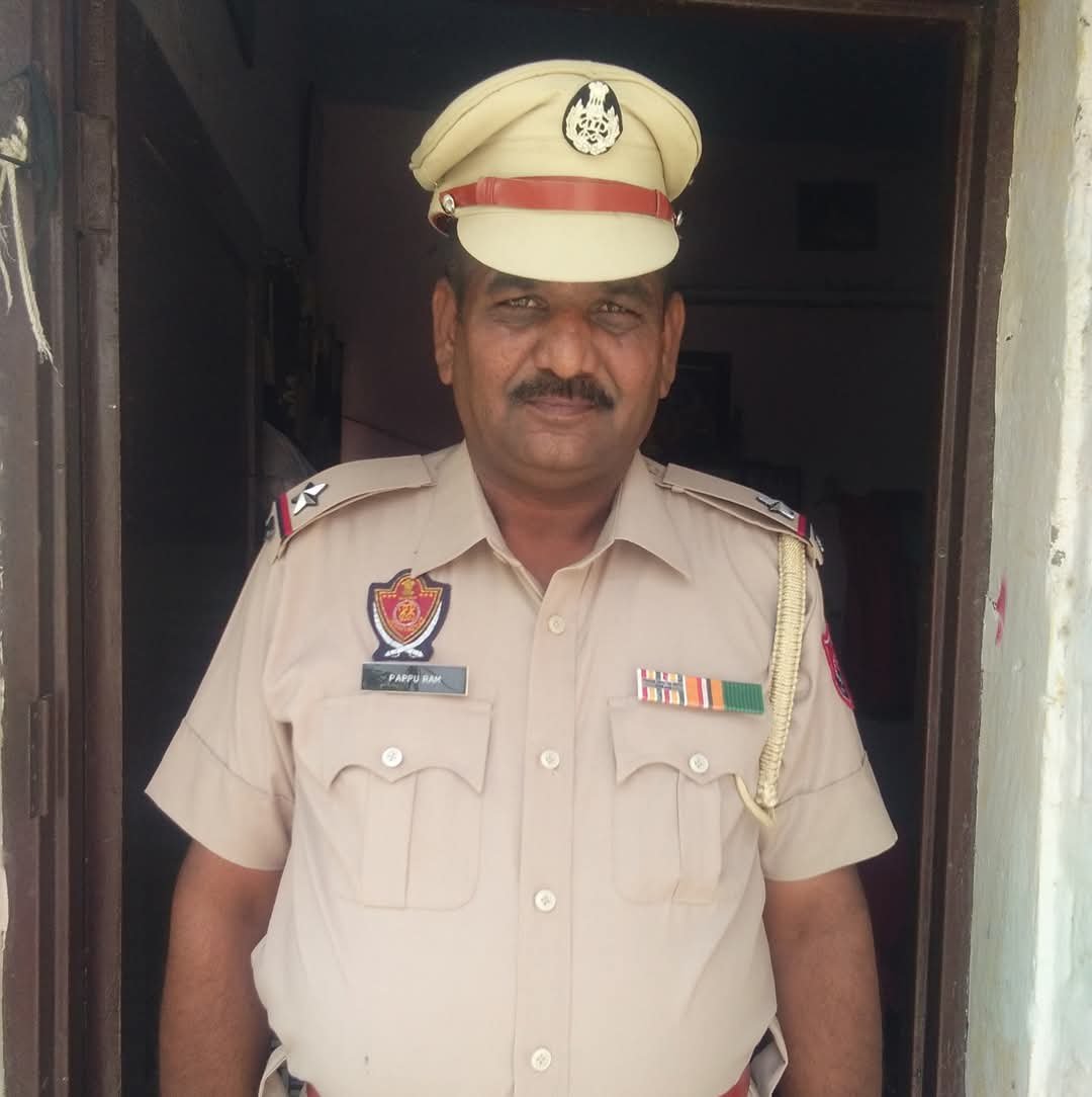 ਸਰਪੰਚ ਉਤੇਂ ASI ਨੇ ਚੁਕਿਆ ਹੱਥ 7 ਪਿੰਡਾਂ ਦੇ ਸਰਪੰਚਾਂ ਨੇ ਘੇਰੀ ਪੁਲਿਸ ਚੌਕੀ