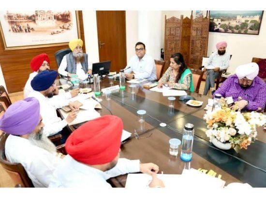 ਆੜ੍ਹਤੀਆਂ ਦੀ ਹੜਤਾਲ ਜਾਰੀ: ਅੱਜ ਚੰਡੀਗੜ੍ਹ ਵਿੱਚ ਅਹਿਮ ਮੀਟਿੰਗ, ਕੇਂਦਰ ਨਾਲ ਗੱਲਬਾਤ ‘ਤੇ ਫੈਸਲਾ ਸੰਭਵ