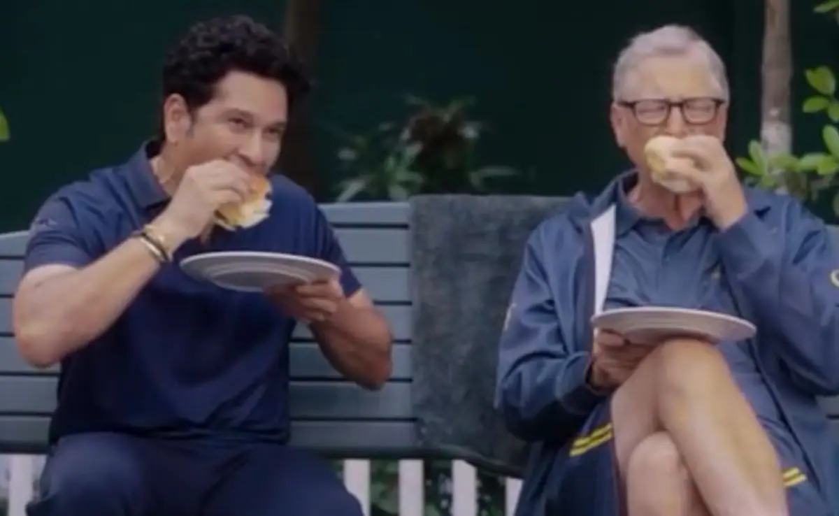 Trending ;- Bill Gates ਨੇ ਸਚਿਨ ਤੇਂਦੁਲਕਰ ਨਾਲ ਵੜਾ ਪਾਵ ਖਾ ਕੇ ਭਾਰਤ ਦੀ ਤੀਜੀ ਫੇਰੀ ਦਾ ਮਨਾਇਆ ਜਸ਼ਨ