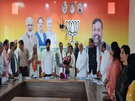 ਪੰਜਾਬ ਭਾਜਪਾ ਇੰਚਾਰਜ ਰੁਪਾਨੀ ਪਹੁੰਚੇ ਲੁਧਿਆਣਾ, ਭਾਜਪਾ ਆਗੂਆਂ ਨੇ ਉਪ ਚੋਣਾਂ ਸਬੰਧੀ ਬੰਦ ਕਮਰਾ ਕੀਤੀ ਮੀਟਿੰਗ