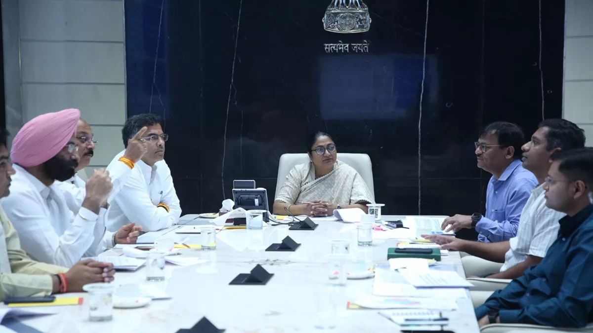 Delhi ; ਦਿੱਲੀ ‘ਚ ਅੱਜ ਤੋਂ ਹੋਵੇਗੀ ਆਯੁਸ਼ਮਾਨ ਯੋਜਨਾ ਲਾਗੂ, ਲੋੜਵੰਦਾਂ ਨੂੰ ਮਿਲੇਗੀ ਮੁਫਤ ਇਲਾਜ ਦੀ ਸਹੂਲਤ