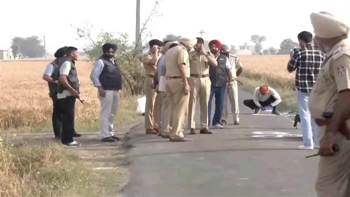 ਤਰਨਤਾਰਨ ’ਚ ਬਦਮਾਸ਼ਾਂ ਤੇ ਪੁਲਿਸ ਵਿਚਾਲੇ ਮੁਕਾਬਲਾ, ਗੋਲ਼ੀ ਲੱਗਣ ਨਾਲ ਦੋ ਬਦਮਾਸ਼ ਗੰਭੀਰ ਜ਼ਖ਼ਮੀ