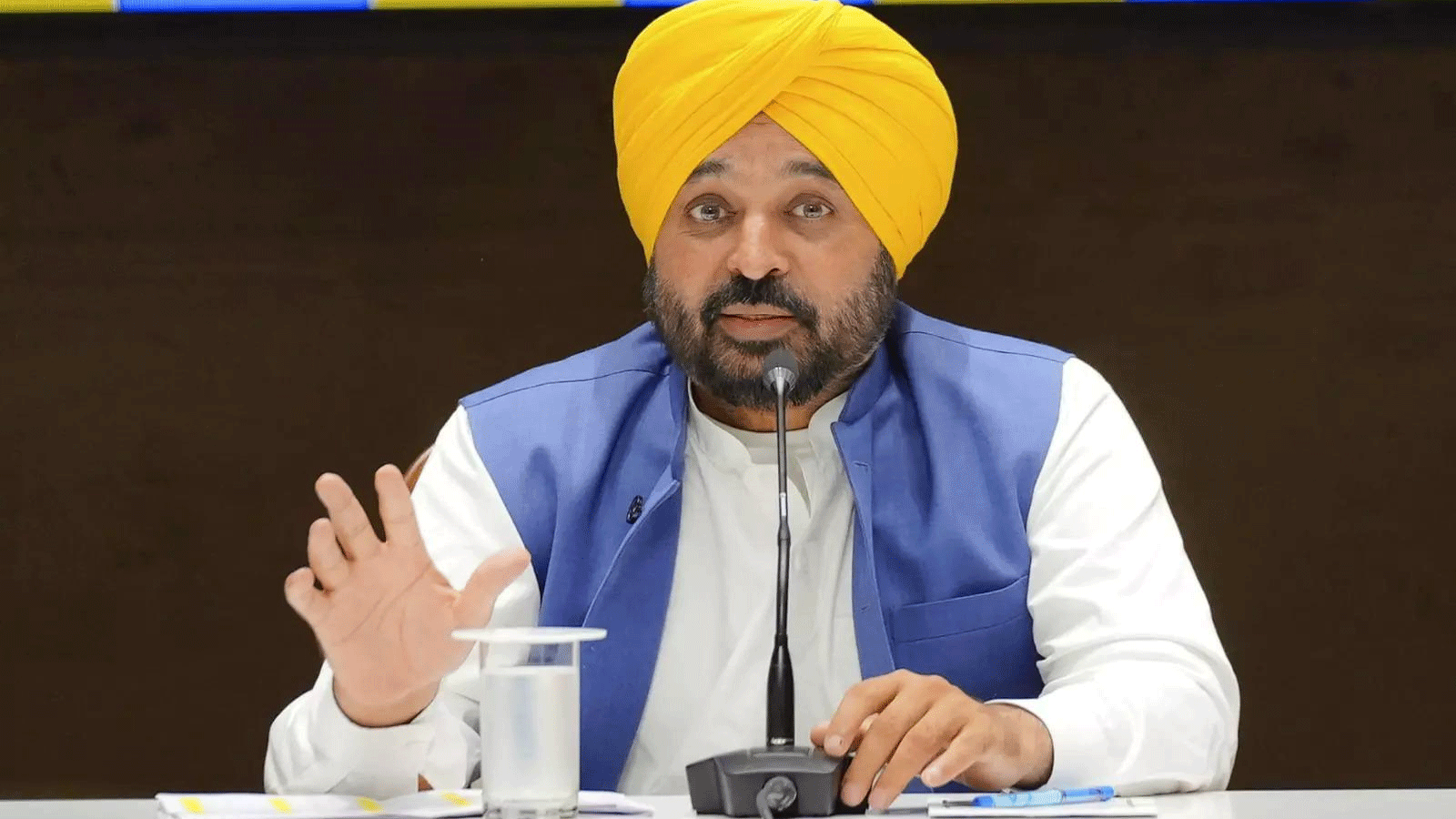 ਪੰਜਾਬ ਸਰਕਾਰ ਦਾ ਪ੍ਰਸ਼ਾਸਨਿਕ ਫੇਰਬਦਲ, 10 IAS ਅਧਿਕਾਰੀਆਂ ਨੂੰ ਮਿਲੀ ਨਵੀਂ ਪੋਸਟਿੰਗ