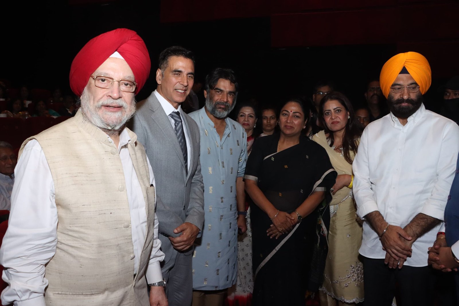 Kesari Chapter 2: ਅਕਸ਼ੈ-ਮਾਧਵਨ ਦੀ ‘ਕੇਸਰੀ 2’ ਦੇਖਣ ਤੋਂ ਬਾਅਦ ਭਾਵੁਕ ਹੋਈ ਦਿੱਲੀ ਦੀ ਮੁੱਖ ਮੰਤਰੀ ਰੇਖਾ ਗੁਪਤਾ, ਪੜੵੋ ਕੀ ਬੋਲੇ