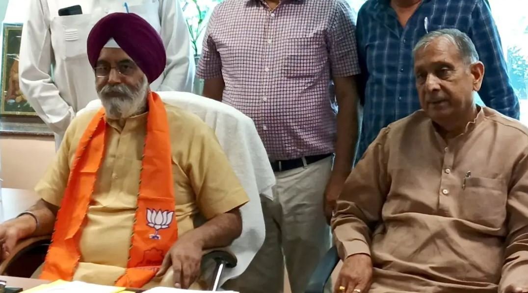 ਦਿੱਲੀ ‘ਚ ਮੇਅਰ ਦੀਆਂ ਚੋਣਾਂ ਨਹੀਂ ਲੜੇਗੀ AAP, ਭਾਜਪਾ ਦੇ ਰਾਜਾ ਇਕਬਾਲ ਸਿੰਘ ਦਾ ਮੇਅਰ ਬਣਨਾ ਤੈਅ