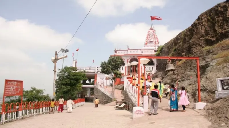 Madhya Pradesh ਦੇ ਇੱਕ ਮੰਦਰ ਵਿੱਚ ਲੋਕ ਜ਼ਬਰਦਸਤੀ ਹੋਏ ਦਾਖਲ , ਦਰਵਾਜ਼ਾ ਨਾ ਖੋਲ੍ਹਣ ‘ਤੇ ਪੁਜਾਰੀ ਦੀ ਕੀਤੀ ਕੁੱਟਮਾਰ