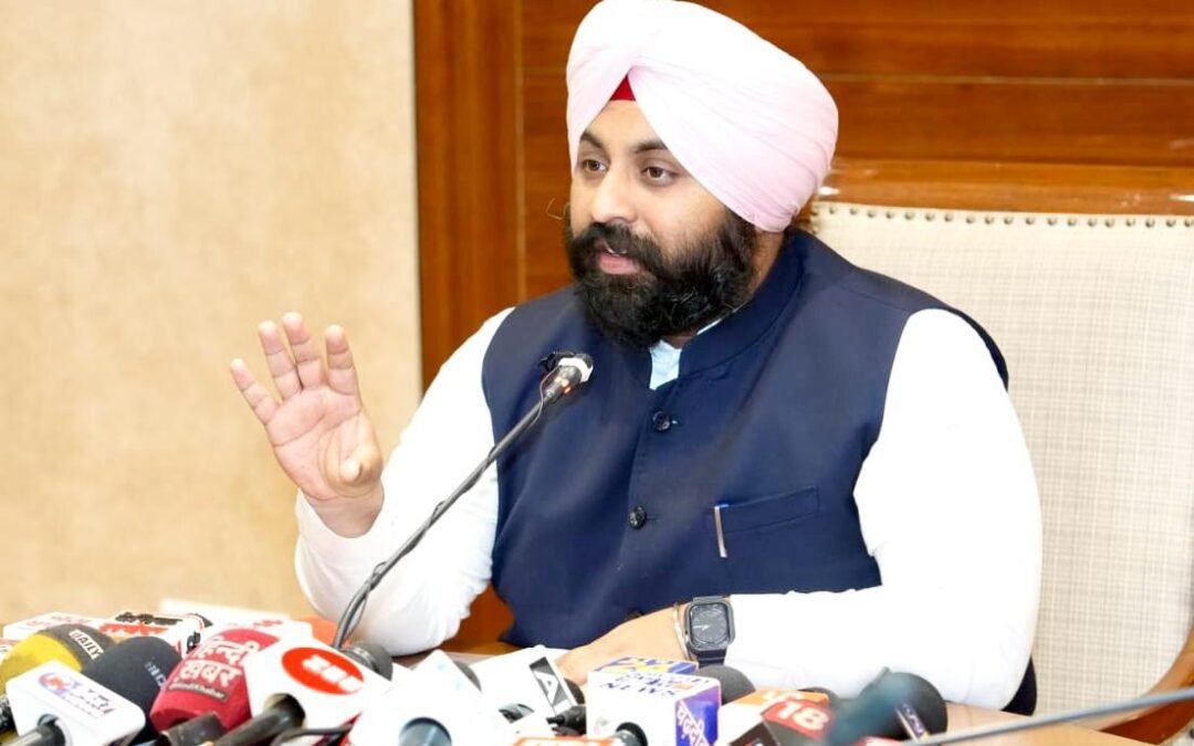 ਆਈ.ਏ.ਐਸ., ਆਈ.ਪੀ.ਐਸ., ਆਈ.ਐਫ.ਐਸ. ਅਧਿਕਾਰੀ ਵਿਦਿਆਰਥੀਆਂ ਨੂੰ ਆਪਣੀ ਜ਼ਿੰਦਗੀ ਦੇ ਵੱਡੇ ਟੀਚੇ ਮਿੱਥਣ ਲਈ ਕਰਨਗੇ ਪ੍ਰੇਰਿਤ: ਹਰਜੋਤ ਸਿੰਘ ਬੈਂਸ