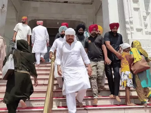 ਪੰਜਾਬੀ ਫ਼ਿਲਮ ਅਦਾਕਾਰ ਗੁੱਗੂ ਗਿੱਲ ਸ੍ਰੀ ਹਰਿਮੰਦਰ ਸਾਹਿਬ ਵਿਖੇ ਮੱਥਾ ਟੇਕਣ ਪੁੱਜੇ