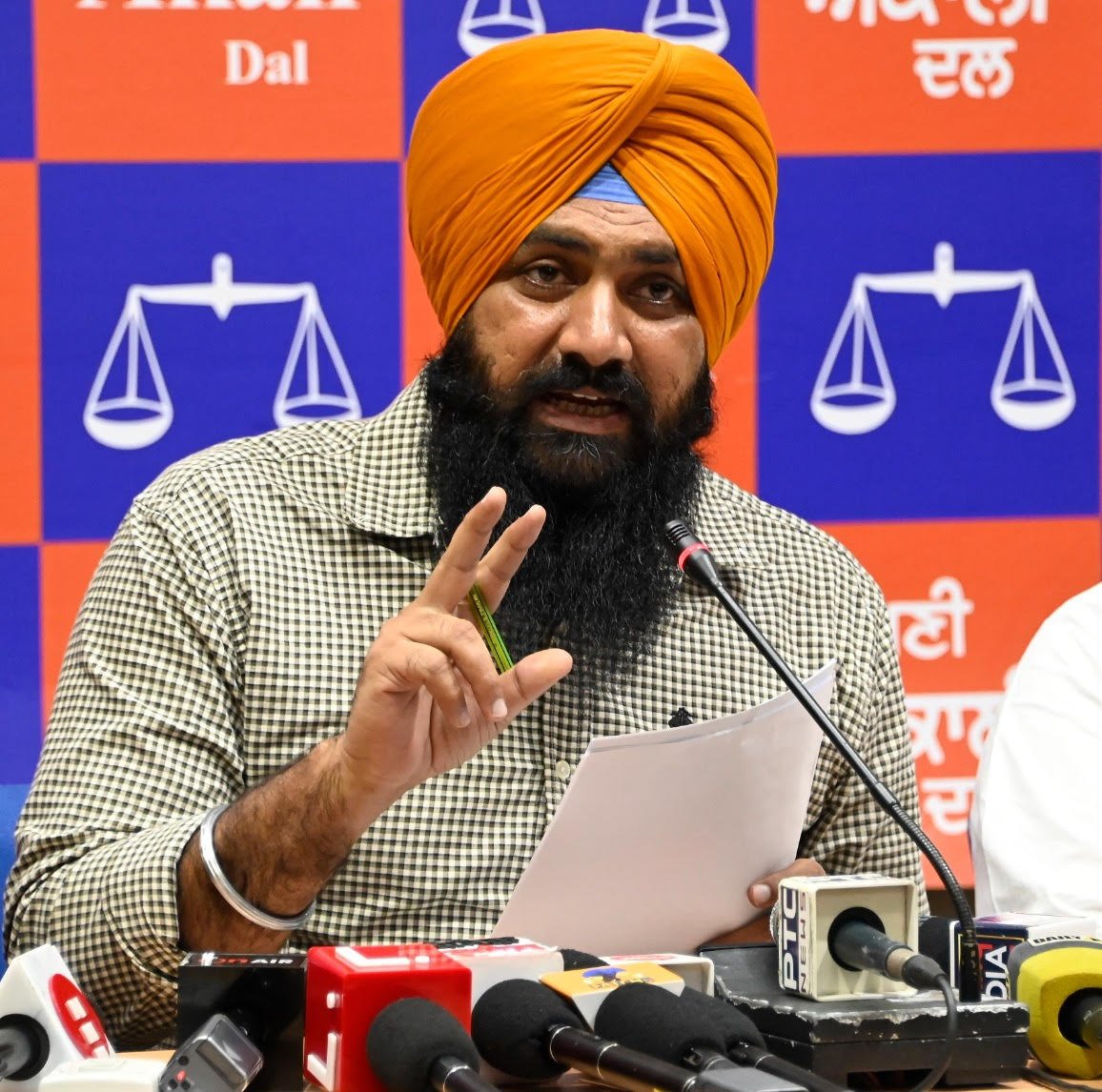 ਸਰਬਜੀਤ ਸਿੰਘ ਝਿੰਜਰ ਨੇ ਵਕਫ਼ ਐਕਟ ਸੋਧ ਬਿੱਲ ਦੀ ਕੀਤੀ ਸਖ਼ਤ ਨਿੰਦਾ, ਇਸਨੂੰ ਘੱਟ ਗਿਣਤੀਆਂ ਦੇ ਅਧਿਕਾਰਾਂ ‘ਤੇ ਦੱਸਿਆ ਹਮਲਾ