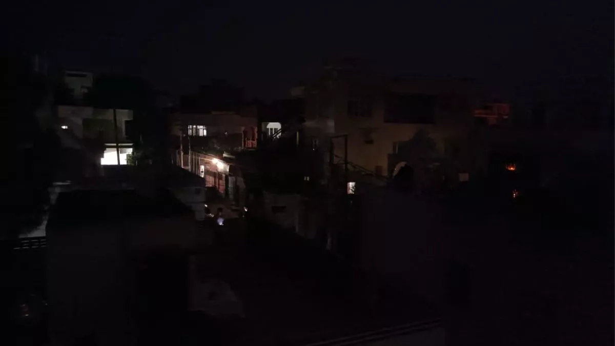 Nation News ; ਜੰਮੂ ਦੇ ਸਾਂਬਾ ਸੈਕਟਰ ਵਿੱਚ ਹਮਲੇ ਦੀ ਚੇਤਾਵਨੀ ਦੇਣ ਵਾਲਾ ਸਾਇਰਨ ਵੱਜਿਆ, ਲੋਕਾਂ ਨੂੰ ਸੁਰੱਖਿਅਤ ਥਾਵਾਂ ‘ਤੇ ਗਿਆ ਲਿਜਾਇਆ