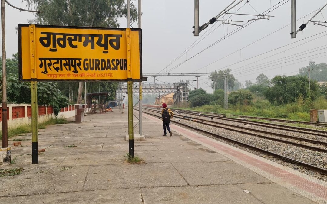 Big Breaking: ਪੰਜਾਬ ਦੇ ਗੁਰਦਾਸਪੁਰ ਜ਼ਿਲ੍ਹੇ ‘ਚ 8 ਘੰਟੇ ਦਾ ਬਲੈਕਆਊਟ, ਪੜ੍ਹੋ ਹੁਕਮਾਂ ਦੀ ਕਾਪੀ