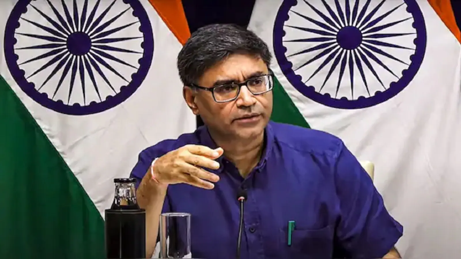 Nation News ; ਰੱਖਿਆ ਮੰਤਰਾਲੇ ਦੀ ਪ੍ਰੈਸ ਕਾਨਫਰੰਸ ਮੁਲਤਵੀ: ਭਾਰਤ-ਪਾਕਿਸਤਾਨ ਫੌਜ ਦੇ ਅਧਿਕਾਰੀ ਕੱਲ੍ਹ ਕਰਨਗੇ ਗੱਲਬਾਤ