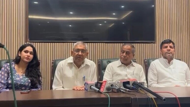 ਦਿੱਲੀ ਦੀ ਰਾਜਨੀਤੀ ‘ਚ ਨਵੀਂ ਹਲਚਲ, AAP ਦੇ ਕਈ ਕੌਂਸਲਰਾਂ ਨੇ ਦਿੱਤਾ ਅਸਤੀਫ਼ਾ, ਨਵੀਂ ਪਾਰਟੀ ਬਣਾਉਣ ਦਾ ਐਲਾਨ