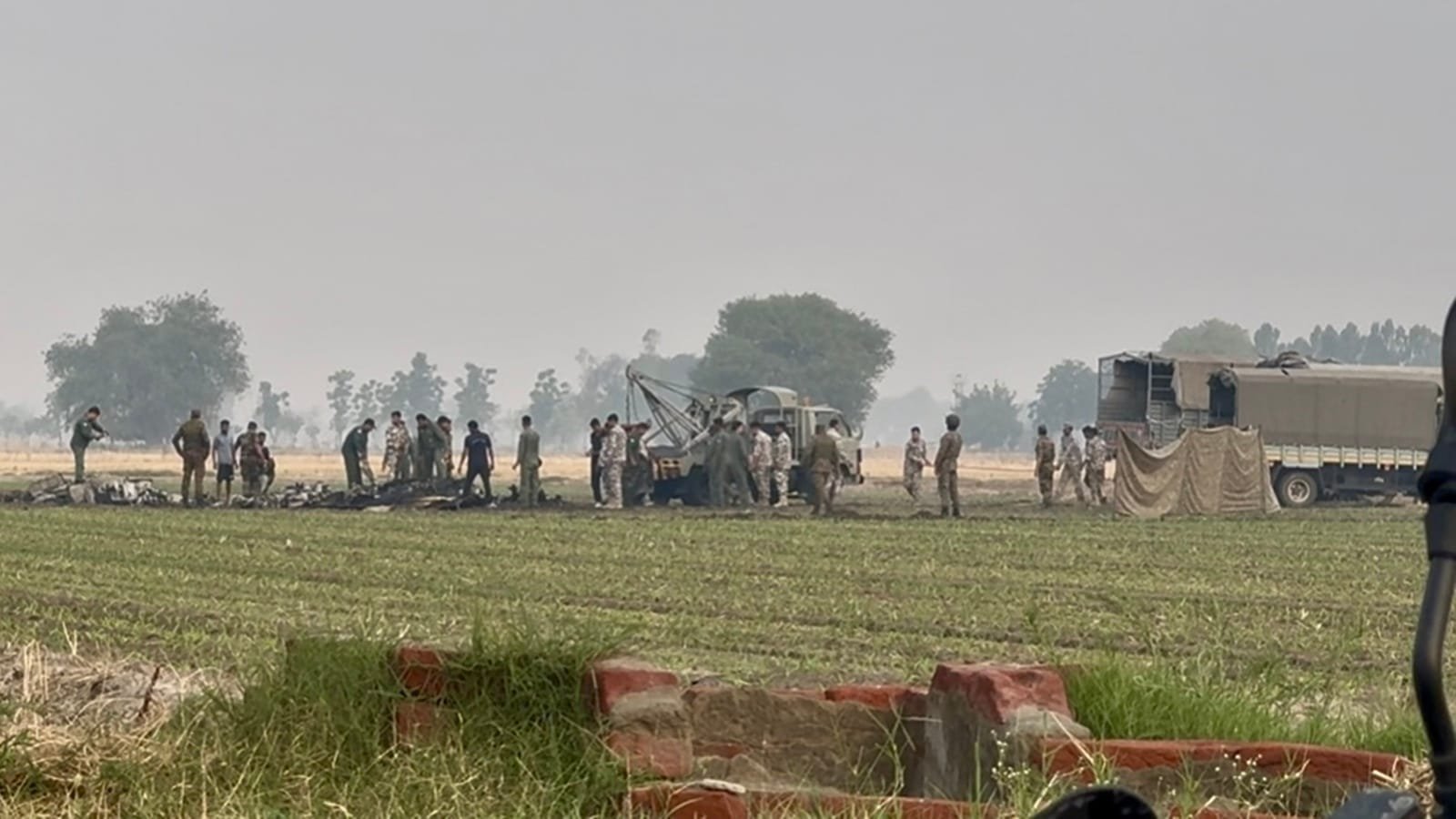 ਆਪ੍ਰੇਸ਼ਨ ਸਿੰਦੂਰ ਦੌਰਾਨ ਬਠਿੰਡਾ ਦੇ ਖੇਤ ‘ਚ ਜਹਾਜ਼ ਕ੍ਰੈਸ਼, ਇੱਕ ਵਿਅਕਤੀ ਦੀ ਮੌਤ, 9 ਜ਼ਖ਼ਮੀ