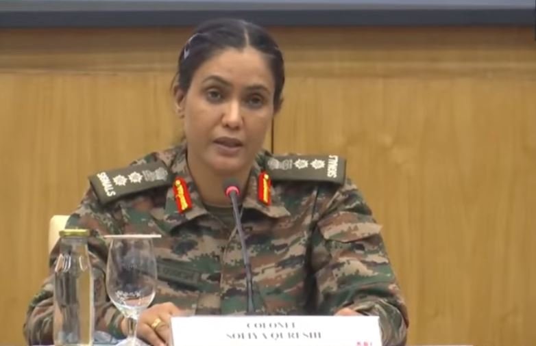 India Pakistan Attack: ਕਰਨਲ ਸੋਫੀਆ ਨੇ ਕਿਹਾ, ‘ਪਾਕਿਸਤਾਨ ਫੌਜੀ ਠਿਕਾਣਿਆਂ ਨੂੰ ਬਣਾ ਰਿਹਾ ਹੈ ਨਿਸ਼ਾਨਾ, ਭਾਰਤ ਨੇ ਹਮਲਿਆਂ ਨੂੰ ਕੀਤਾ ਨਾਕਾਮ’