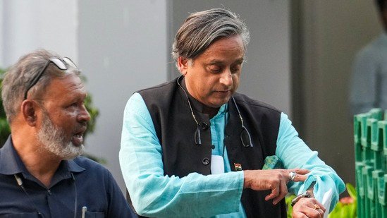 ਸ਼ਸ਼ੀ ਥਰੂਰ, ਸੁਪ੍ਰੀਆ ਸੁਲੇ ਅਤੇ ਕਨੀਮੋਝੀ… ਮੋਦੀ ਸਰਕਾਰ ਨੇ ਬਣਾਈ ‘ਟੀਮ’, ਪਾਕਿਸਤਾਨ ਦੇ ਭੇਦ ਪੂਰੀ ਦੁਨੀਆ ਦੇ ਸਾਹਮਣੇ ਆਉਣਗੇ