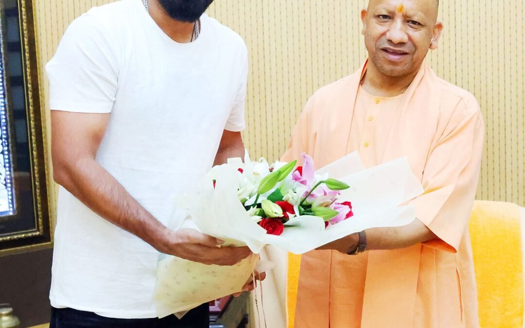 Mohammed Shami ਨੇ ਲਖਨਊ ਵਿੱਚ ਮੁੱਖ ਮੰਤਰੀ ਨਾਲ ਕੀਤੀ ਮੁਲਾਕਾਤ , ਯੋਗੀ ਨੇ ਕ੍ਰਿਕਟਰ ਨੂੰ ਦਿੱਤਾ ਖਾਸ ਤੋਹਫ਼ਾ