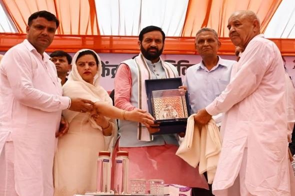 ਮੁੱਖ ਮੰਤਰੀ ਨਾਇਬ ਸਿੰਘ ਸੈਣੀ ਵੱਲੋਂ ਕਿਸਾਨਾਂ ਨੂੰ ਰਸਾਇਣਕ ਖਾਦਾਂ ਦੀ ਬਜਾਏ ਕੁਦਰਤੀ ਖੇਤੀ ਅਪਣਾਉਣ ਦੀ ਅਪੀਲ