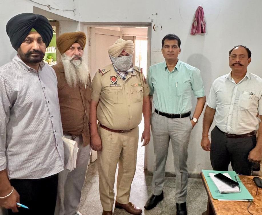 ਭ੍ਰਿਸ਼ਟਾਚਾਰ ਵਿਰੁੱਧ ਮੁਹਿੰਮ : 15,000 ਰੁਪਏ ਰਿਸ਼ਵਤ ਲੈਂਦਾ ਏ.ਐਸ.ਆਈ. ਵਿਜੀਲੈਂਸ ਬਿਊਰੋ ਵੱਲੋਂ ਕਾਬੂ