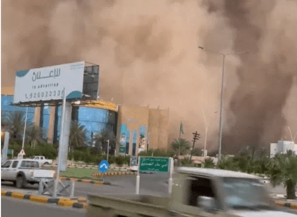 Saudi Arabia: ਸਾਊਦੀ ਅਰਬ ਵਿੱਚ ਧੂੜ ਭਰੇ ਤੂਫਾਨ ਨੇ ਮਚਾਈ ਤਬਾਹੀ: ਮੱਕਾ-ਰਿਆਦ ਵਿੱਚ ਭਾਰੀ ਮੀਂਹ ਦੀ ਚੇਤਾਵਨੀ