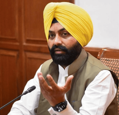 ਪੰਜਾਬ ਸਰਕਾਰ ਪਨਬੱਸ ਵਿੱਚ ਕੰਟਰੈਕਟ ‘ਤੇ ਕੰਮ ਕਰਦੇ ਕਰਮਚਾਰੀਆਂ ਨੂੰ ਪੱਕੇ ਅਤੇ ਆਊਟਸੋਰਸ ਨੂੰ ਕੰਟਰੈਕਟ ‘ਤੇ ਕਰਨ ਲਈ ਯਤਨਸ਼ੀਲ: ਲਾਲਜੀਤ ਸਿੰਘ ਭੁੱਲਰ