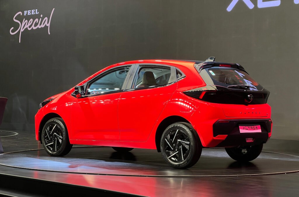 Automobile Update: ਨਵੀਂ Tata Altroz ਖਰੀਦਣ ਲਈ ਹਰ ਮਹੀਨੇ EMI ਦਾ ਜਾਣੋ ਹਿਸਾਬ