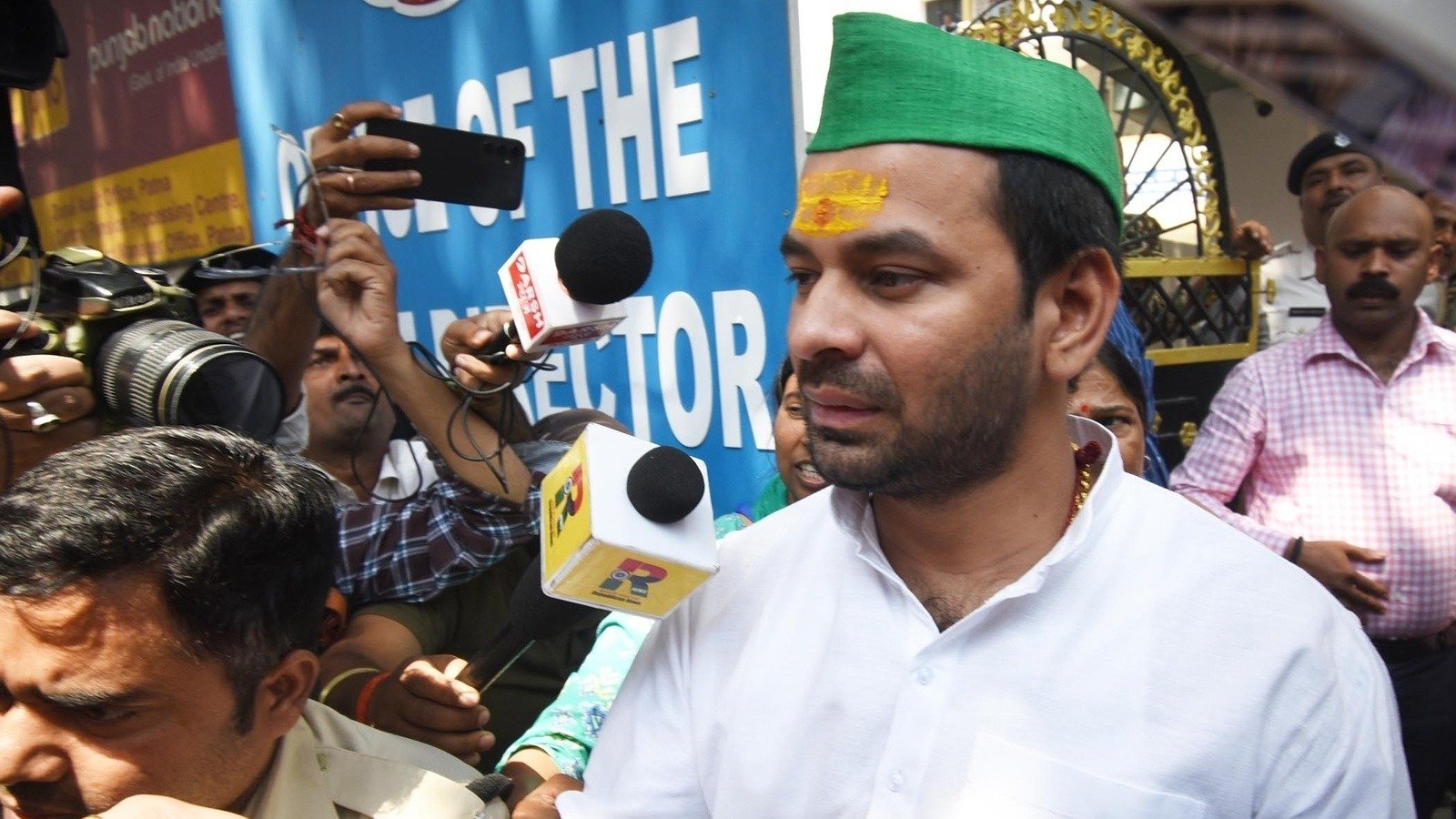 ਲਾਲੂ ਯਾਦਵ ਨੇ ਬੇਟੇ ਤੇਜ ਪ੍ਰਤਾਪ ‘ਤੇ ਲਿਆ ਵੱਡਾ ਐਕਸ਼ਨ, 6 ਸਾਲਾਂ ਲਈ ਪਾਰਟੀ ‘ਚੋਂ ਕੱਢਿਆ