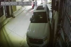 Gold chain theft inciden