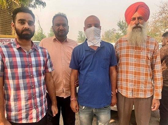 ਇੱਕ ਲੱਖ ਰੁਪਏ ਦੀ ਰਿਸ਼ਵਤ ਲੈਂਦਾ ਪਨਸਪ ਦਾ ਜਨਰਲ ਮੈਨੇਜਰ ਰੰਗੇ ਹੱਥੀਂ ਕਾਬੂ, ਸਰਕਾਰੀ ਕਾਰ ਵੀ ਕਬਜ਼ੇ ‘ਚ ਲਈ