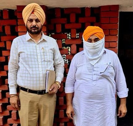 10,000 ਰੁਪਏ ਰਿਸ਼ਵਤ ਲੈਂਦਾ ਏਐਸਆਈ ਵਿਜੀਲੈਂਸ ਵੱਲੋਂ ਰੰਗੇ ਹੱਥੀਂ ਕਾਬੂ