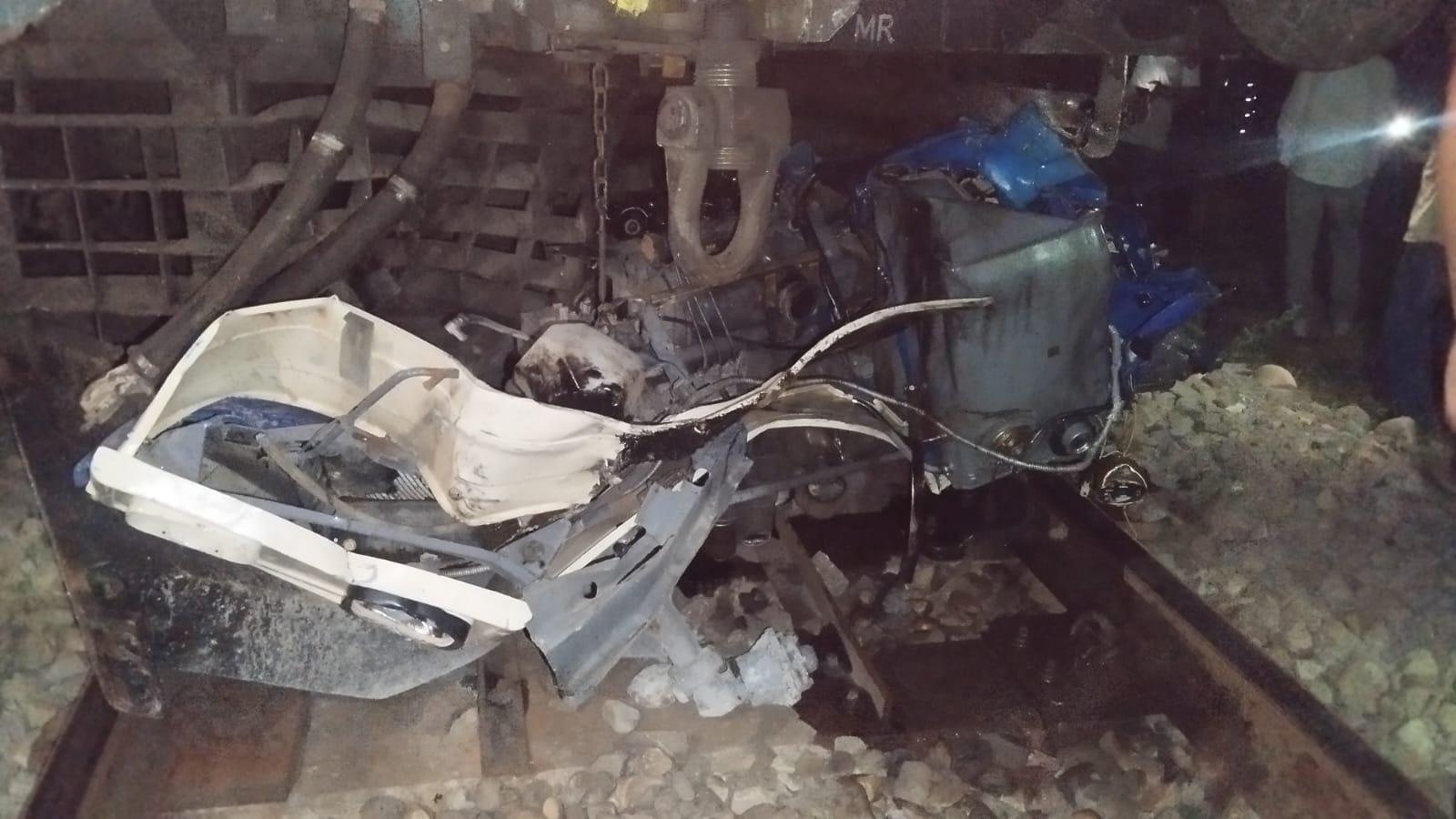 Himachal Pradesh ; ਜਨ ਸ਼ਤਾਬਦੀ ਟ੍ਰੇਨ ਅਤੇ ਟਰੈਕਟਰ ਦੀ ਟੱਕਰ, ਯਾਤਰੀ ਵਾਲ-ਵਾਲ ਬਚੇ, 12 ਘੰਟਿਆਂ ਬਾਅਦ ਪਟੜੀ ਸਾਫ਼