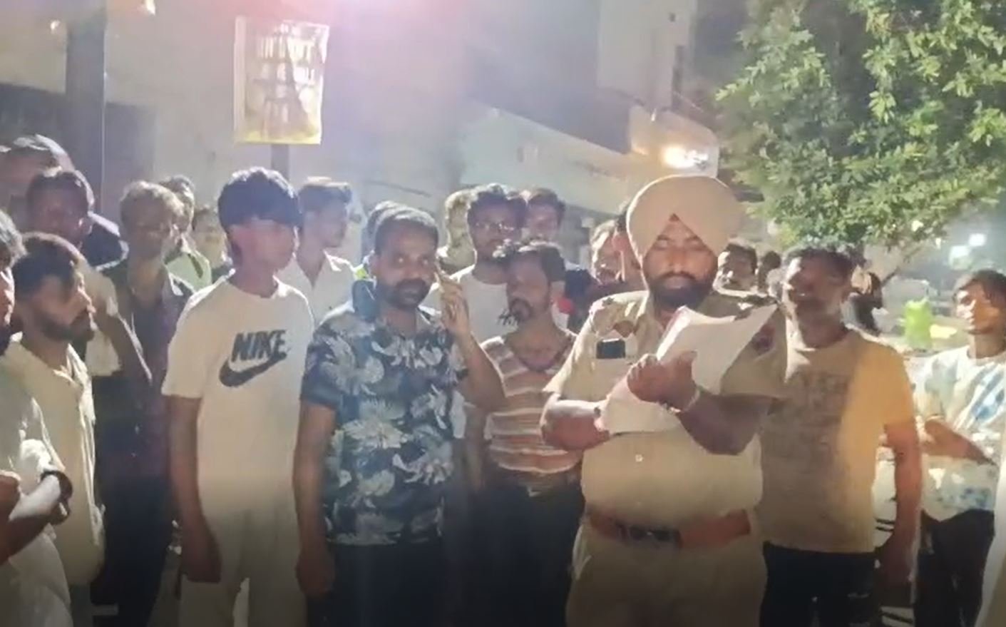 ਅੰਮ੍ਰਿਤਸਰ ‘ਚ ਚਲੀਆਂ ਤਾਬੜਤੋੜ ਗੋਲੀਆਂ, ਪੁਰਾਣੀ ਰਜਿੰਸ਼ ਦਾ ਮਾਮਲੇ ‘ਚ ਇੱਕ ਗੰਭੀਰ ਜ਼ਖ਼ਮੀ