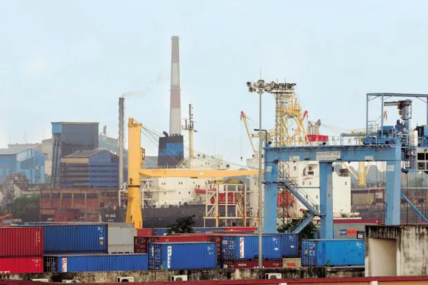 ‘ਮੇਡ ਇਨ ਇੰਡੀਆ’ ਦਾ ਵੱਜਿਆ ਦੁਨੀਆ ‘ਚ ਡੰਕਾ, ਭਾਰਤ ਤੋਂ ਸਭ ਤੋਂ ਜ਼ਿਆਦਾ ਨਿਰਯਾਤ ਹੋਏ ਪ੍ਰੋਡਕਟ ਨੇ ਪੈਟਰੋਲੀਅਮ ਤੇ ਹੀਰਿਆਂ ਨੂੰ ਪਿੱਛੇ ਛੱਡਿਆ