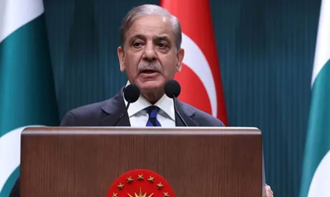 ਤੁਰਕੀ ਸਮੇਤ ਚਾਰ ਦੇਸ਼ਾਂ ਦੇ ਦੌਰੇ ‘ਤੇ ਸ਼ਹਿਬਾਜ਼ ਸ਼ਰੀਫ਼, ਈਰਾਨ ‘ਚ ਭਾਰਤ ਨਾਲ ਗੱਲ ਕਰਨ ਦੀ ਕੀਤੀ ਅਪੀਲ