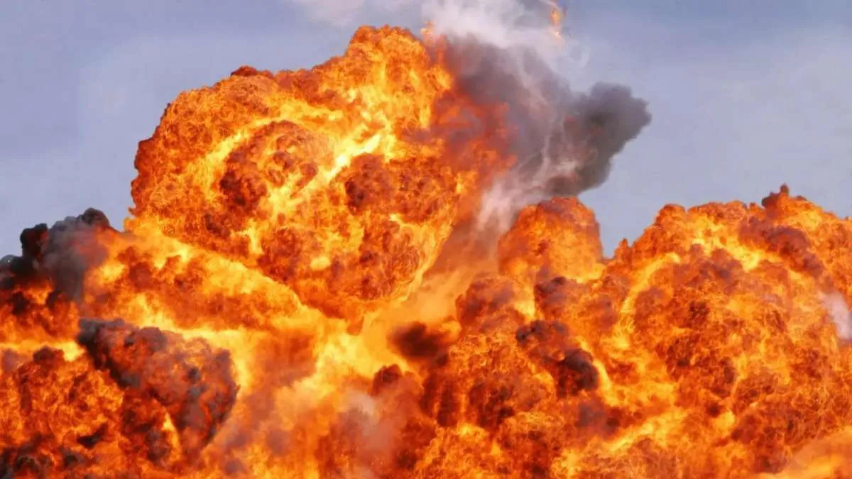 ਲਾਹੌਰ ਤੋਂ ਬਾਅਦ ਕਰਾਚੀ ਵਿੱਚ ਵੀ ਧਮਾਕੇ ਦੀ ਖ਼ਬਰ, ਪੂਰੀ ਤਰ੍ਹਾਂ ਹਿੱਲ ਗਿਆ ਪਾਕਿਸਤਾਨ