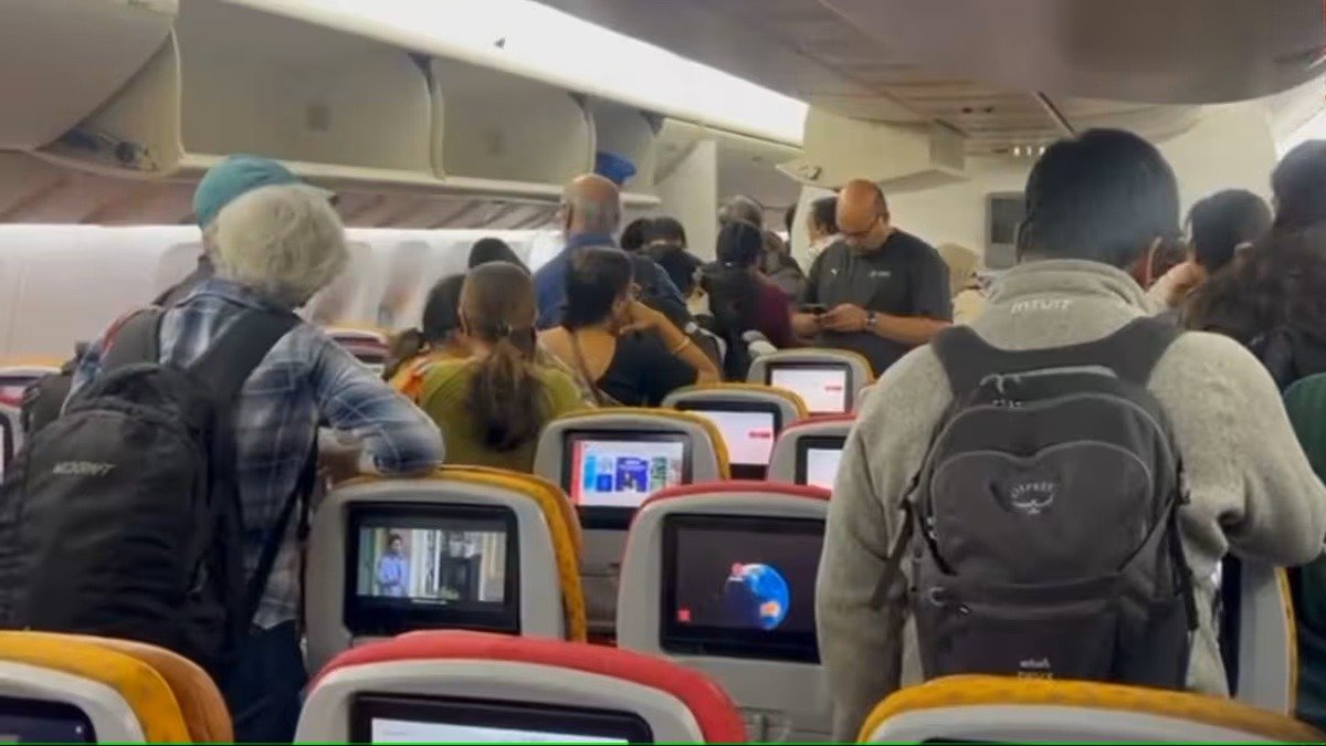 ਏਅਰ ਇੰਡੀਆ ਦੀ ਫਲਾਈਟ ‘ਚ ਫਿਰ ਆਈ ਖ਼ਰਾਬੀ, ਸੈਨ ਫਰਾਂਸਿਸਕੋ ਤੋਂ ਮੁੰਬਈ ਜਾ ਰਹੀ ਸੀ ਫਲਾਈਟ, ਯਾਤਰੀਆਂ ਨੂੰ ਉਤਾਰਿਆ ਕੋਲਕਾਤਾ