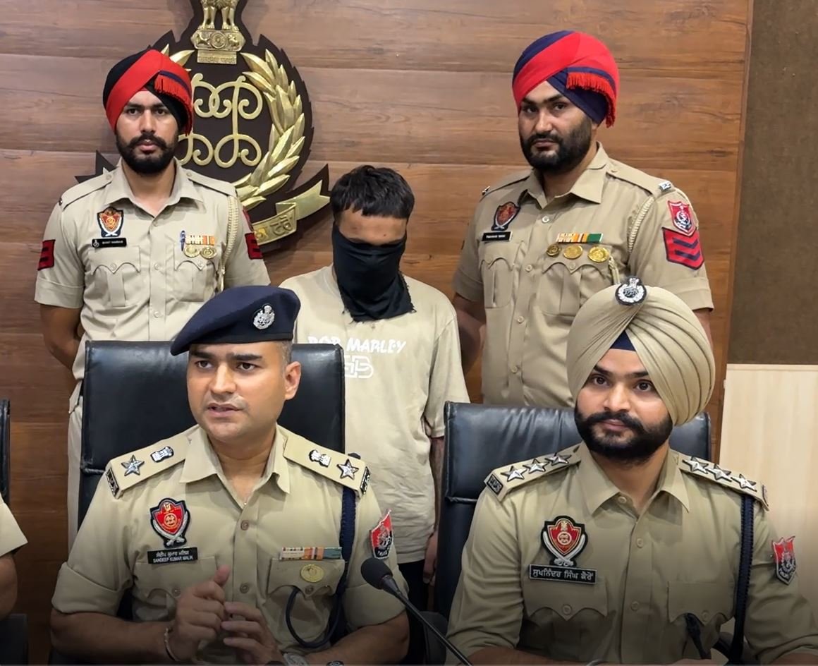 ਹੁਸ਼ਿਆਰਪੁਰ ਪੁਲਿਸ ਵਲੋਂ ਸੌਰਵ ਜਿੰਦਲ ਉਰਫ ਸੌਬੀ ਗੈਂਗ ਦਾ ਗੁਰਗਾ ਨਜਾਇਜ਼ ਅਸਲੇ ਸਮੇਤ ਕਾਬੂ